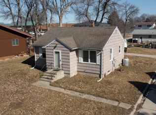 19 9th Ave NE, Elbow Lake, MN 56531