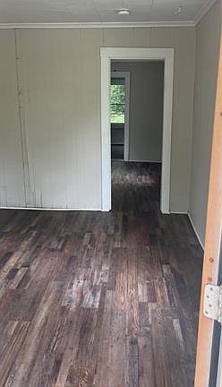 4th image of 548 Goode Ave #1
