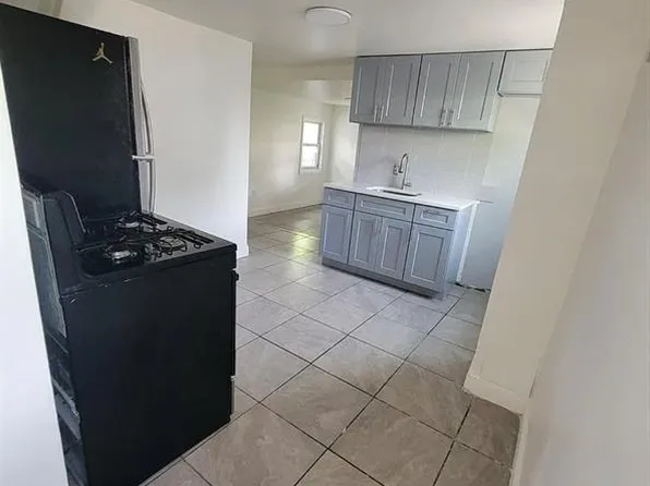 (undisclosed Address), Bronx, NY 10473
