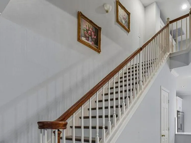 145 Elizabeth Rd — Photo 13