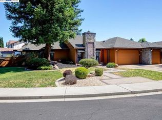 290 Wintergreen Dr, Brentwood, CA 94513