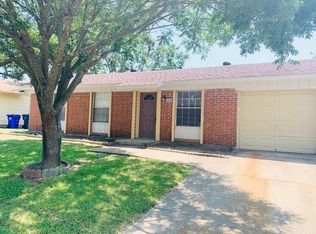 13244 Kings Mountain Dr, Balch Springs, TX 75180