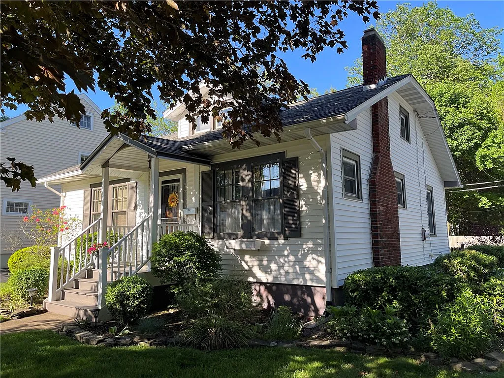 86 Westmont Ave photo 1
