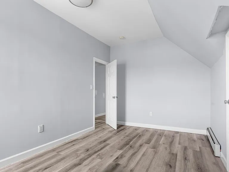 104 Buena Vista Ave — Photo 13