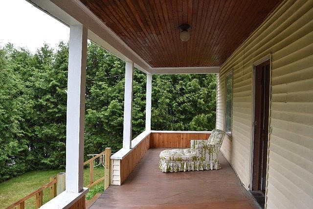 35 Virginia St, Saranac Lake, NY 12983 | Zillow