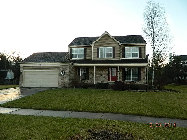 1031 Heather Ct photo 1