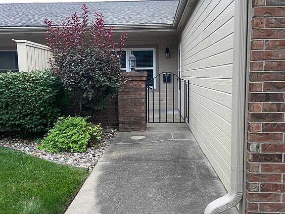 4th image of 6511 NW Revere Dr
