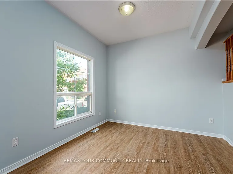 246 Spillsbury Dr #510 — Photo 4