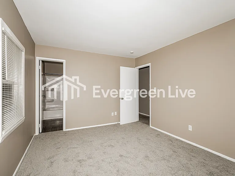 6114 Wedgewood Way — Photo 10