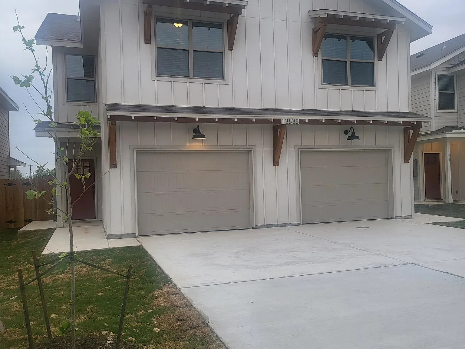 13838 End Gate Ln — Photo 2