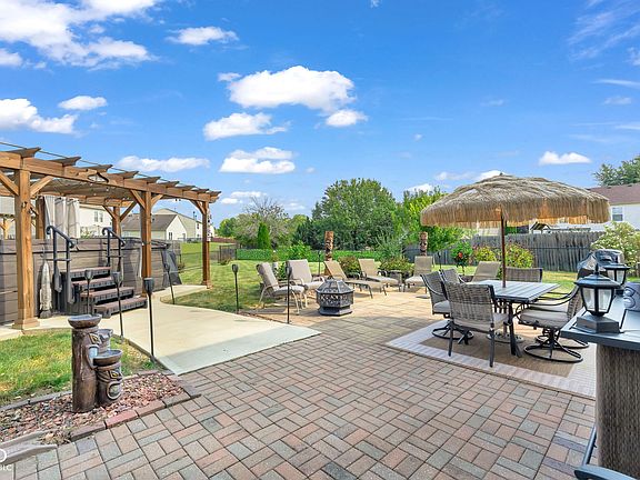 4th image of 8801 Browns Valley Ln
