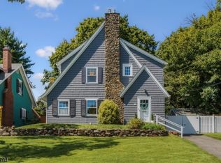 20 Park Ter, Montclair, NJ 07043