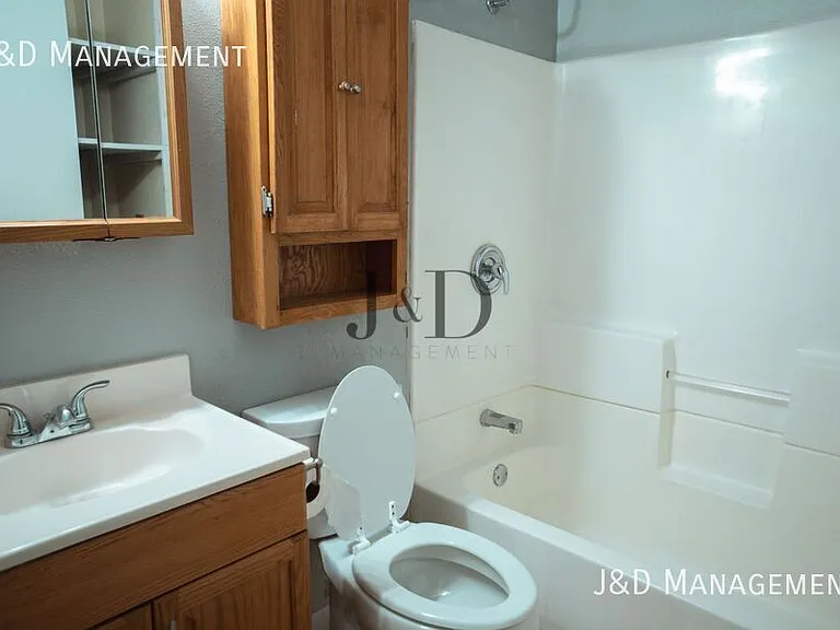 1490 S 135 W — Photo 14