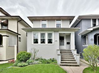 1183 Clinton Ave, Oak Park, IL 60304