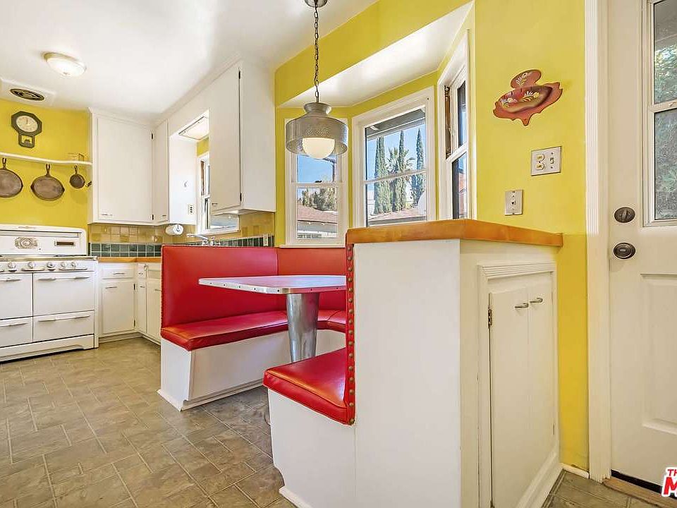 1st image of 4734 Camellia Ave