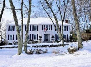 211 Candlestick Rd, North Andover, MA 01845