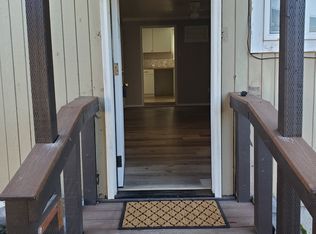 405B 24th St, Springfield, OR 97477