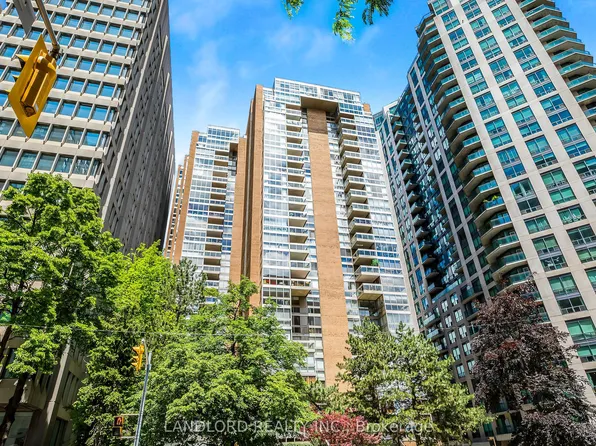 278 Bloor St E #705, Toronto, ON M4W 3M4