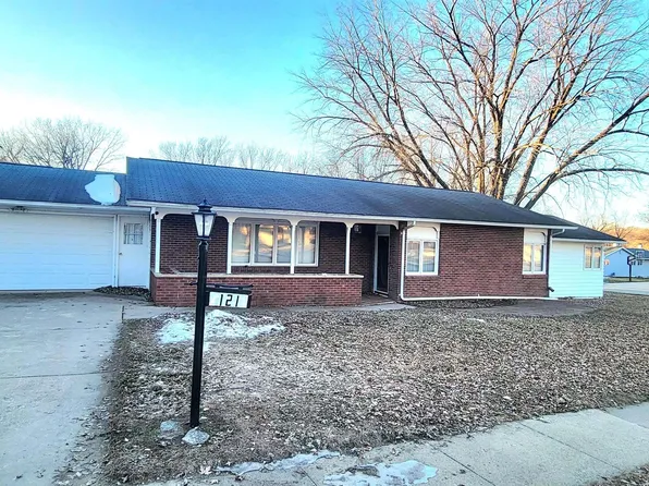 121 N Lowe St, Algona, IA 50511