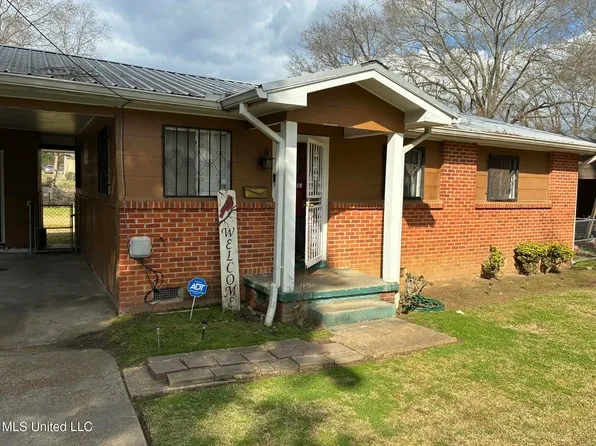 2858 Newport St, Jackson, MS 39213