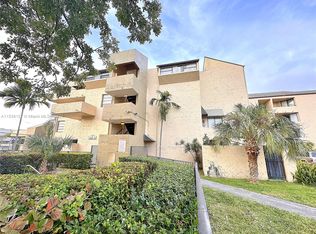 10500 SW 108th Ave APT B310, Miami, FL 33176