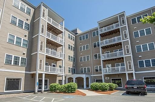 1st image of 8 Walnut St Unit 407