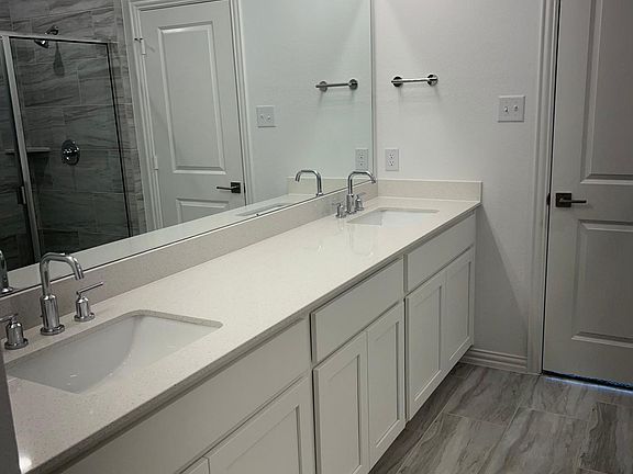 5th image of 2510 Spicebrush St