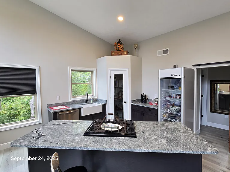 416 S Eberhart Rd — Photo 6
