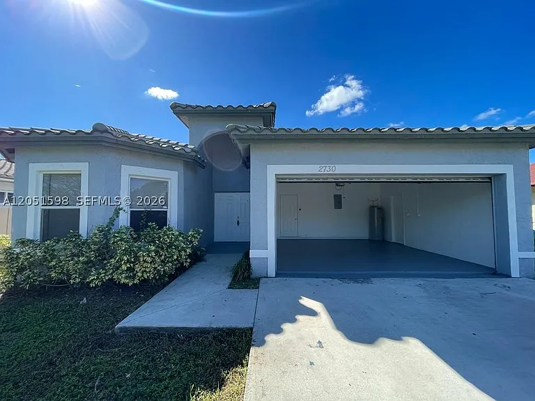 2730 NW 11th St — Photo 1