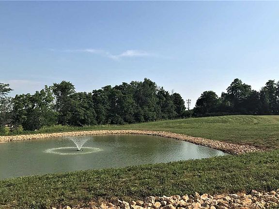 2nd image of 2551 Lona Ln