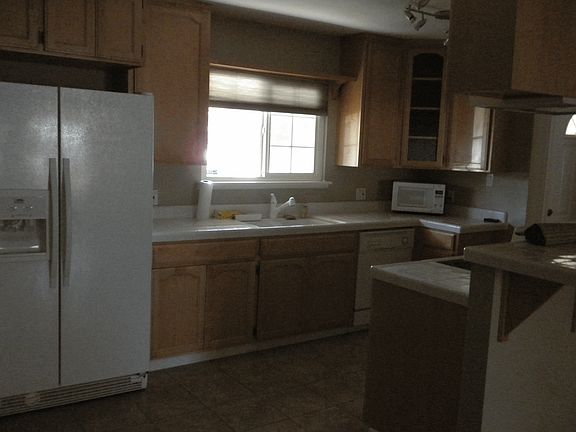 Updated kitchen appliances