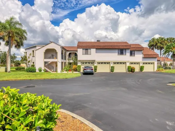 822 Capri Isles Blvd APT 210, Venice, FL 34292