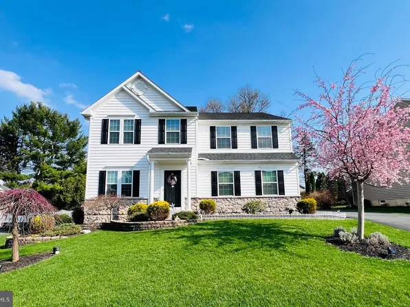 1668 E Thistle Dr, Wyomissing, PA 19610