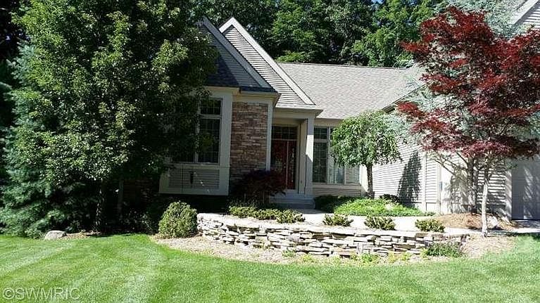 1st image of 2164 W Glen Ct
