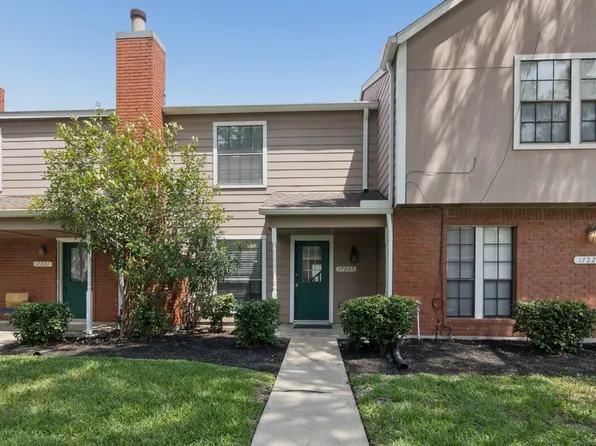 17225 Saturn Ln, Houston, TX 77058