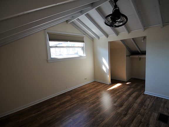 5th image of 3144 N Southport Ave #C2