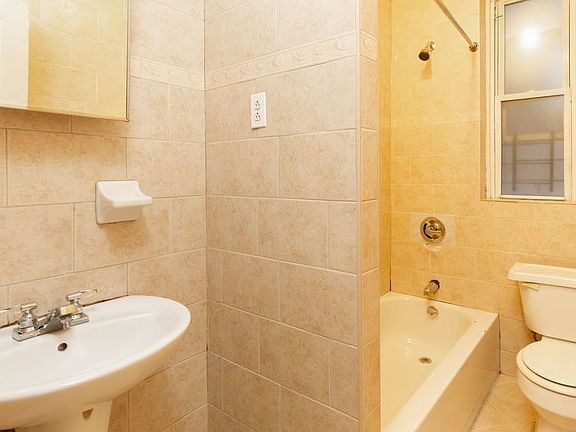 4th image of 732 Saint Marks Ave #10