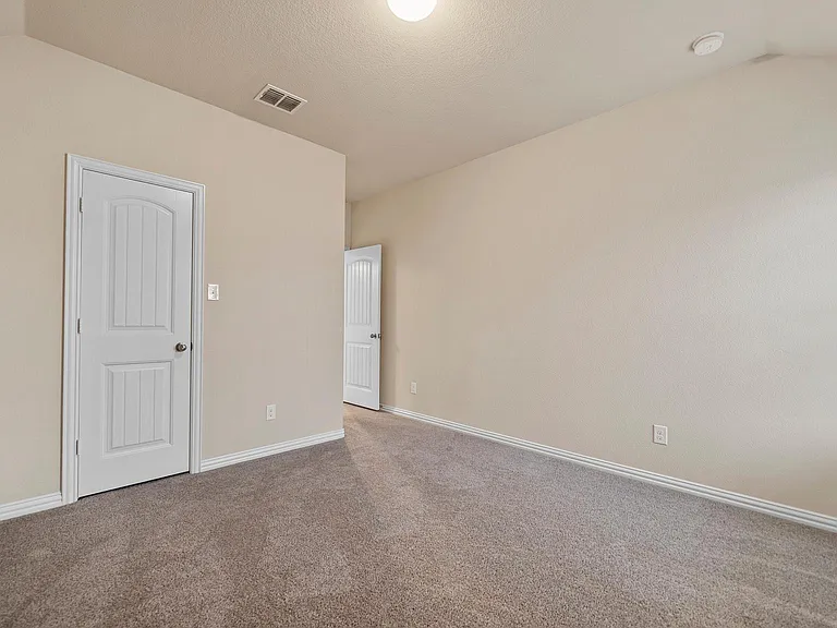 16217 White Rock Blvd — Photo 32