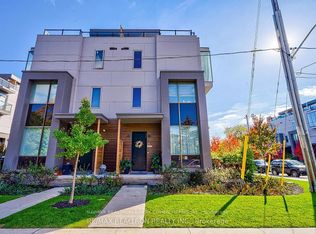 17 Greenbriar Rd #1, Toronto, ON M2K 0G7
