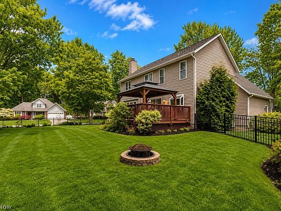 2nd image of 755 Misty Ln