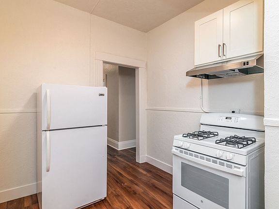 5th image of 1030-1042 Polk St #301