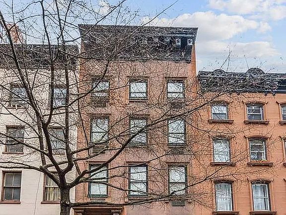 2nd image of 111 E 36th St #5AB