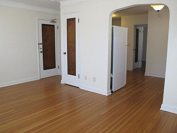 3rd image of 1871 Randolph Ave APT 204