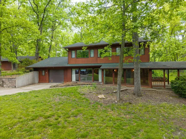 7146 W Elizabeth St, Columbia, MO 65202