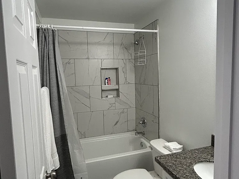 5141 Lake Dr S — Photo 13