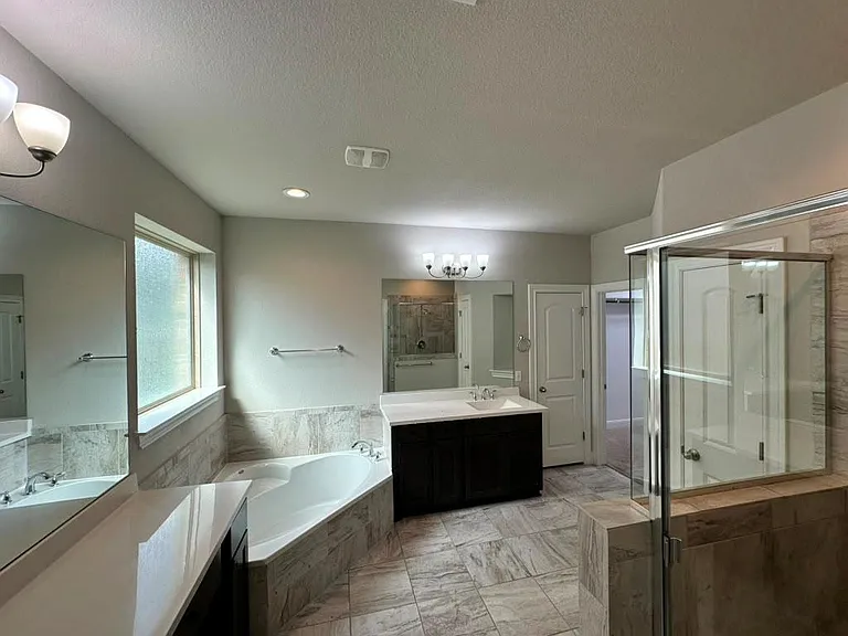 3004 Desert Shade Bnd — Photo 12
