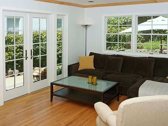 Family Room leads to Outdoor Entertaining