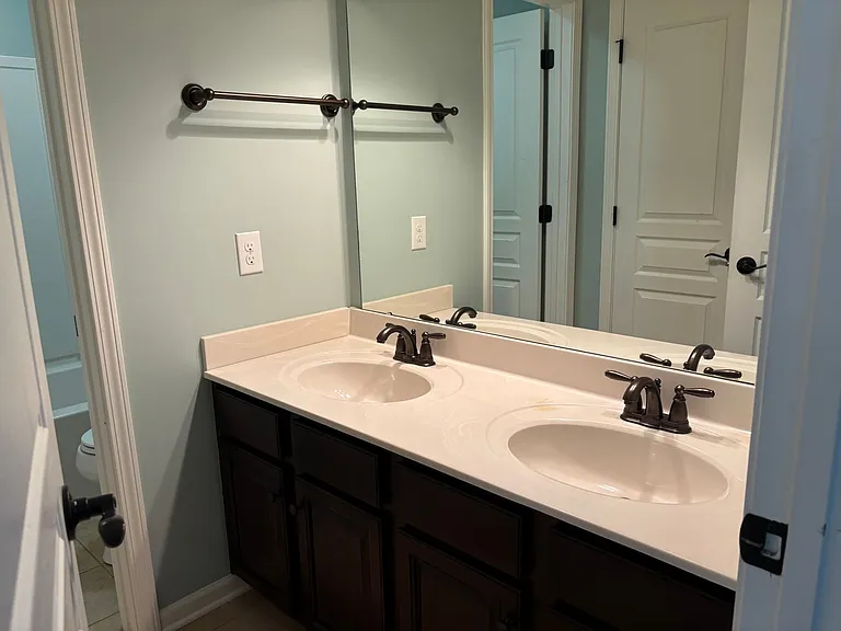 8811 Tamarron Dr — Photo 48