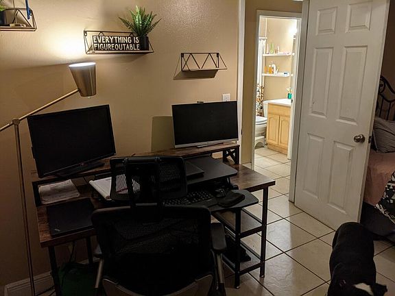 2nd image of 1417 Baltimore Ave #1