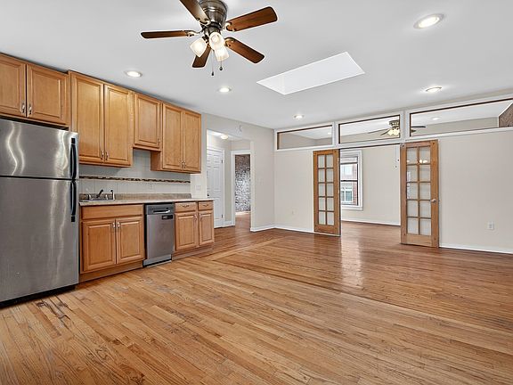 5th image of 216 Newark Ave #4